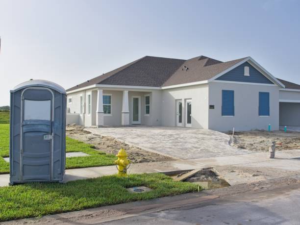Best Porta potty delivery and setup  in Auburn, MI